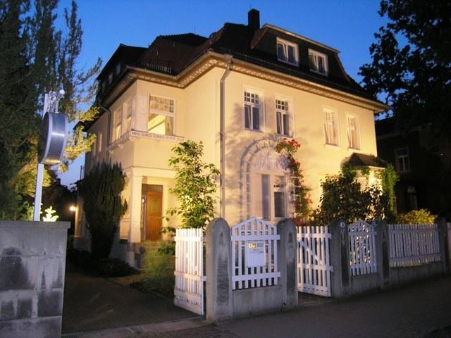 Hotel Villa Constantia Radebeul Buitenkant foto