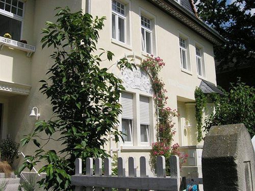 Hotel Villa Constantia Radebeul Buitenkant foto