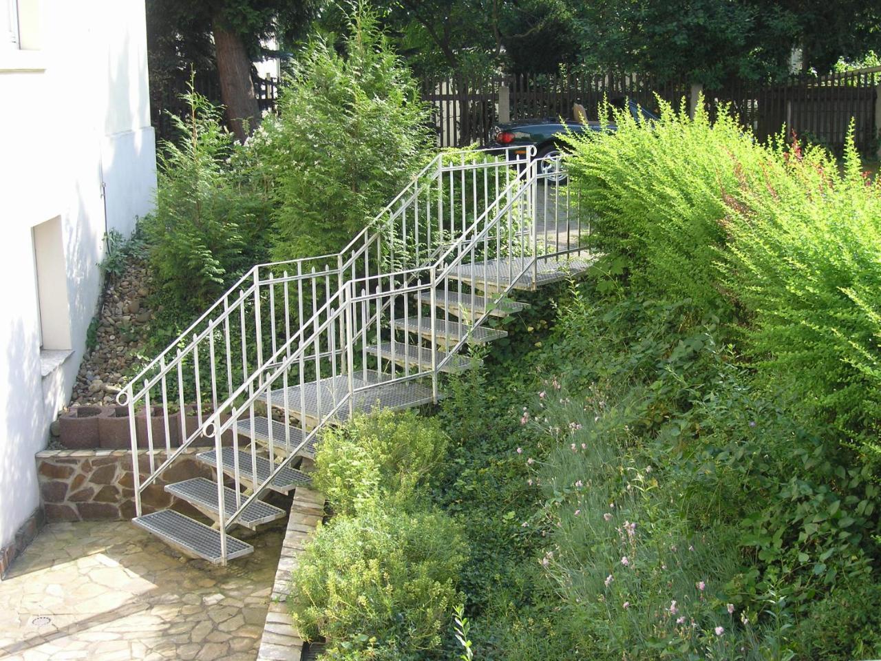 Hotel Villa Constantia Radebeul Buitenkant foto